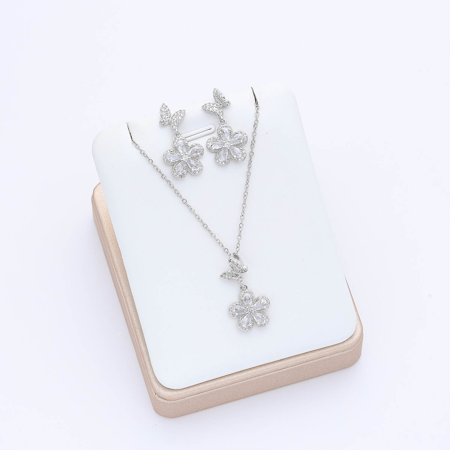 16" CAD DEL / DIJE MARIPOSA Y FLOR CRISTAL