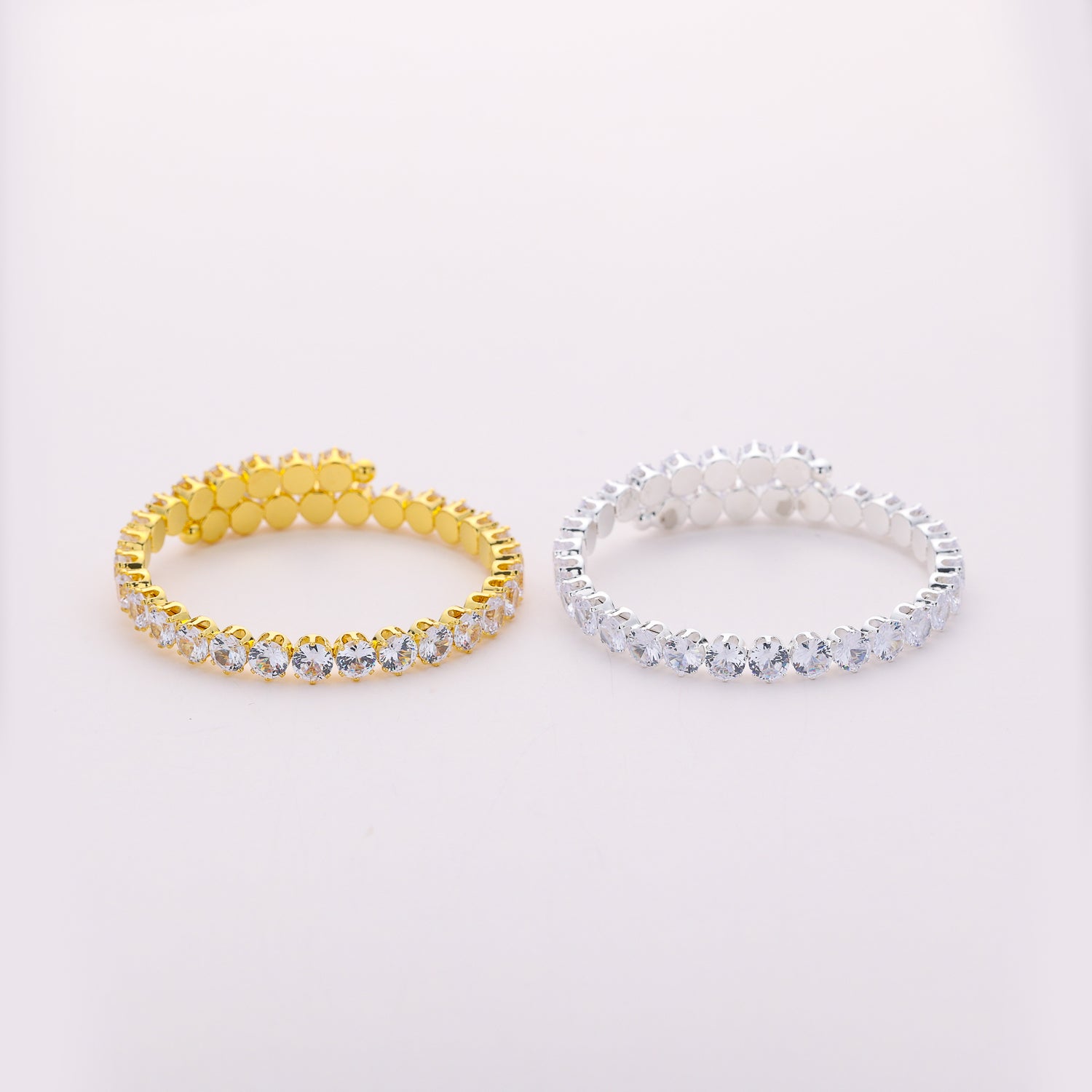 brazalete semirigido cristales medianos 6mm / dorados