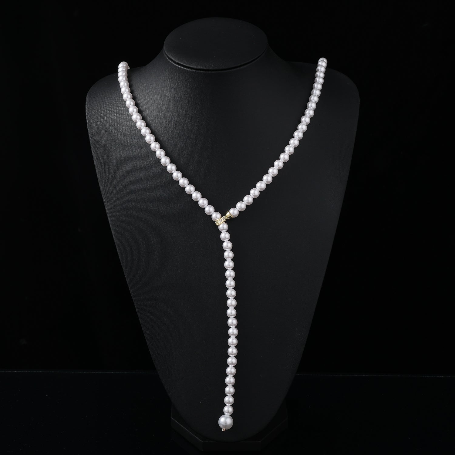 28" collar perlas medianas largo / broche dorado
