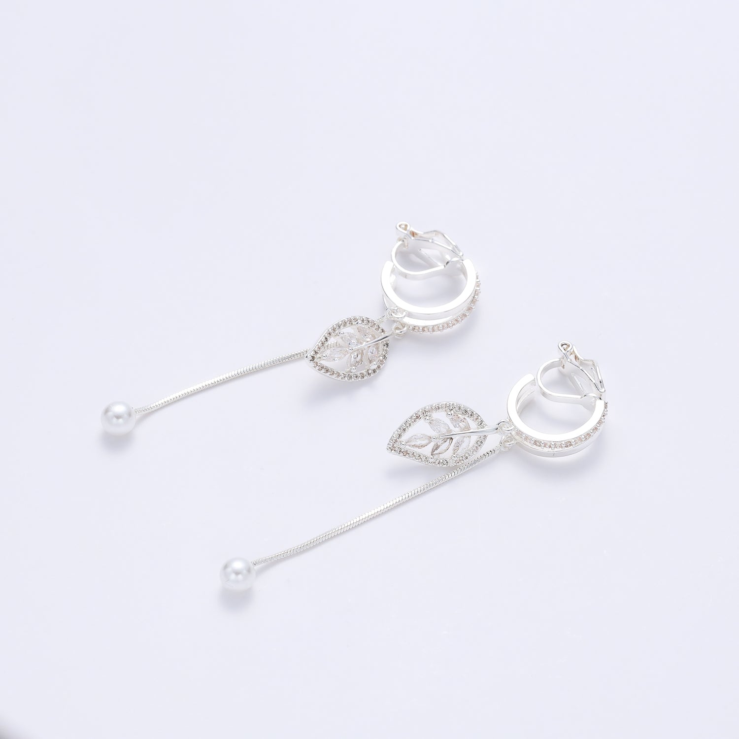 AW006