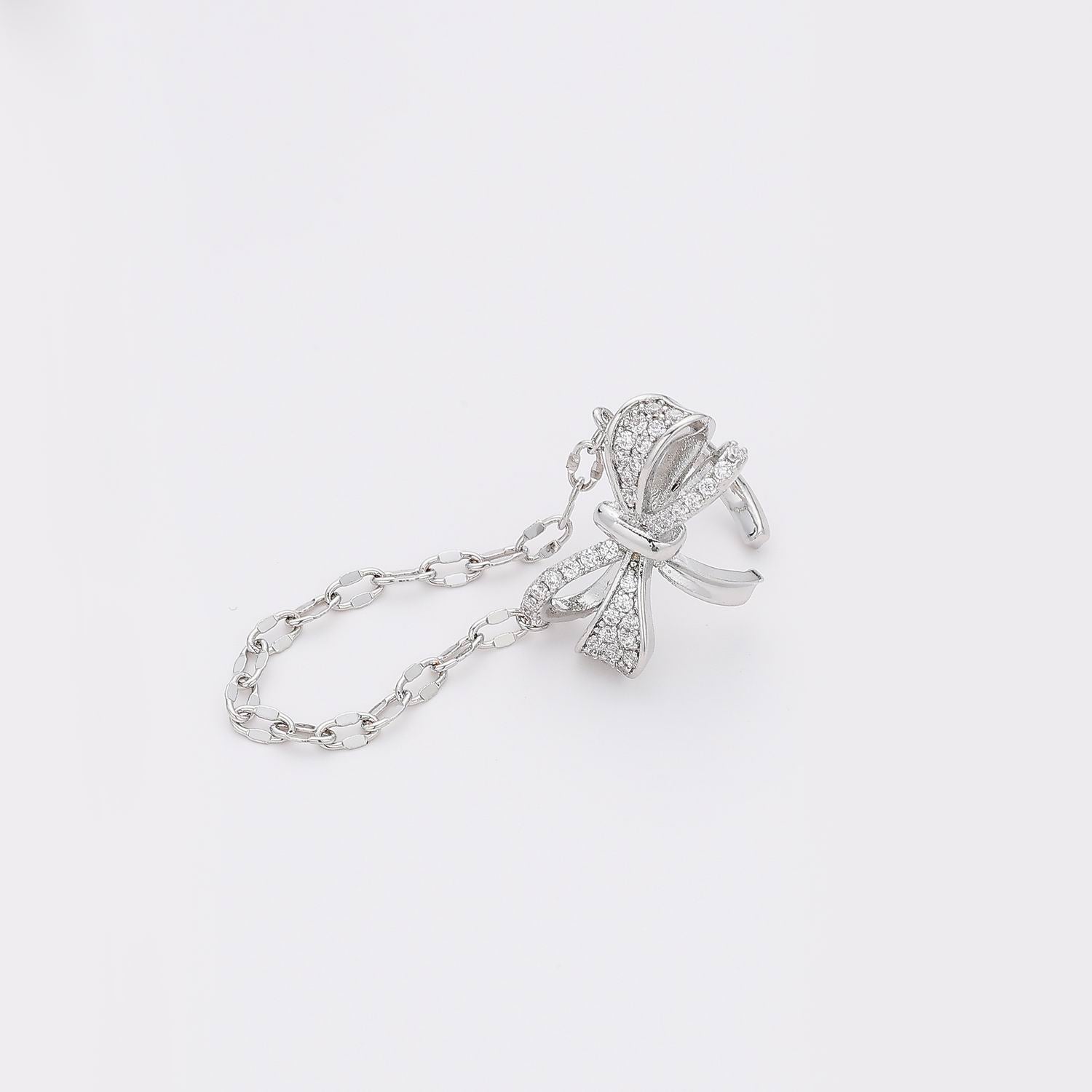 1 PZ /  GRAPA /MOÑO CON CRISTAL / CADENA / PLATA