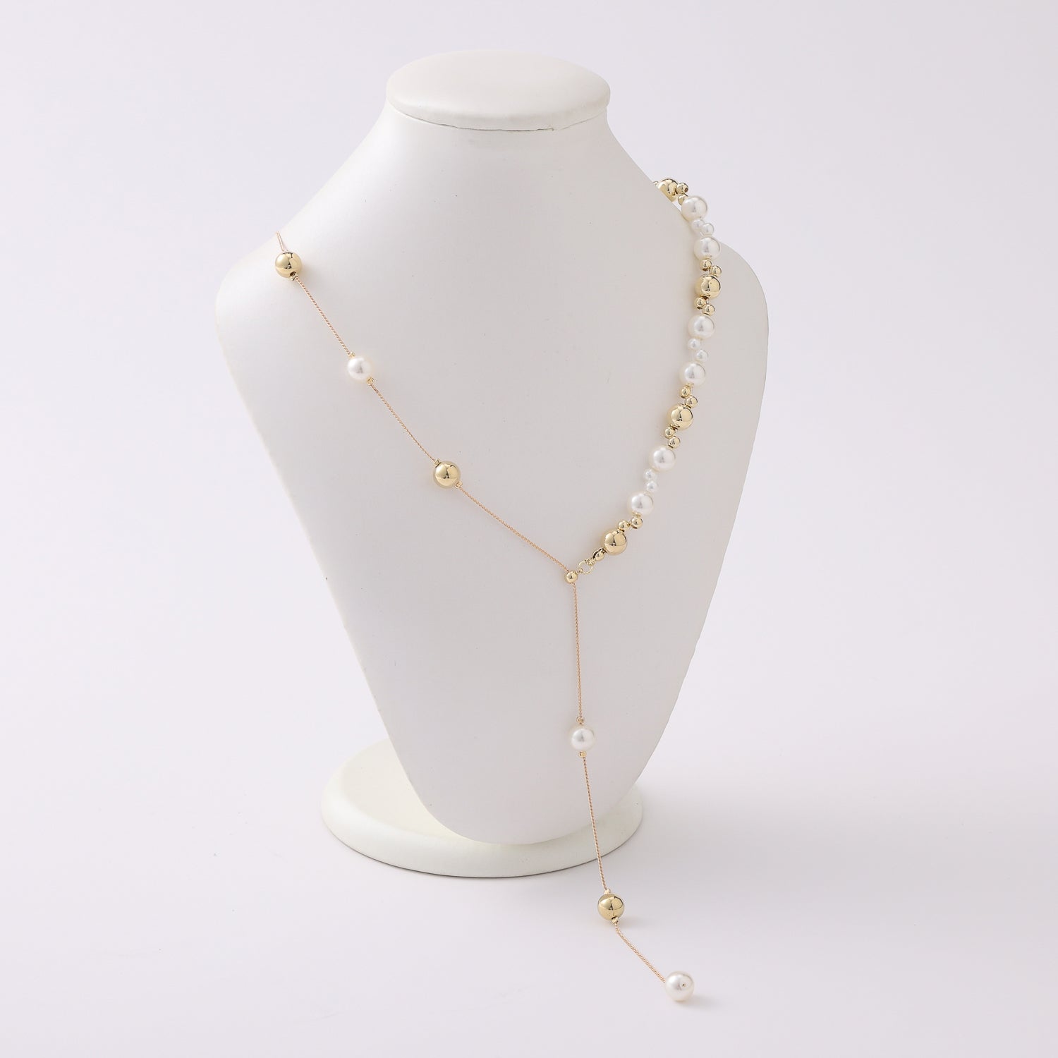 18 "COLLAR LARGO / 1 LADO PERLAS / 1 CADENA CON PERLAS ALTERNADAS / CUELGA LINEA
