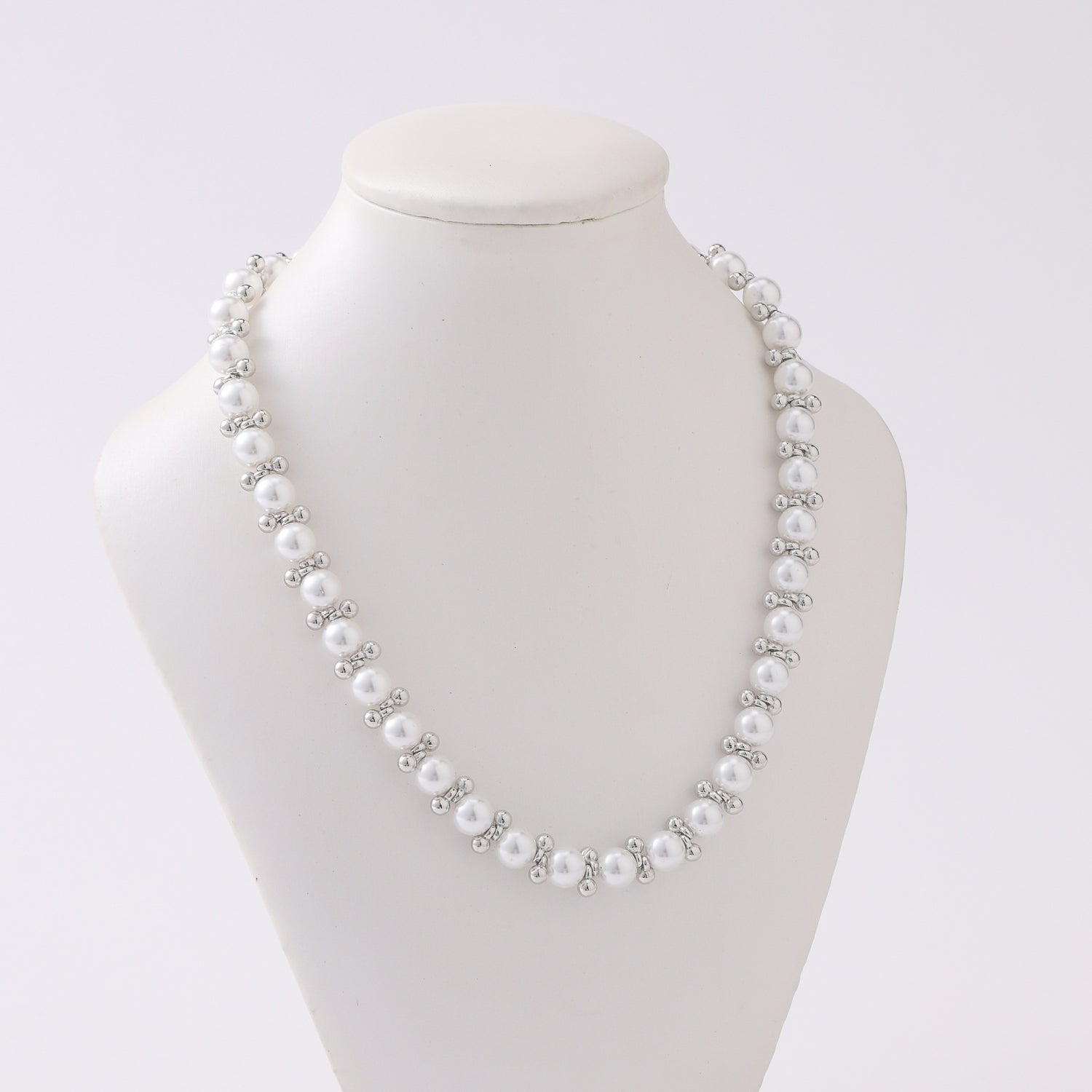 16" GARGANTILLA PERLAS  / BOLAS DORADAS MINIS DOBLES