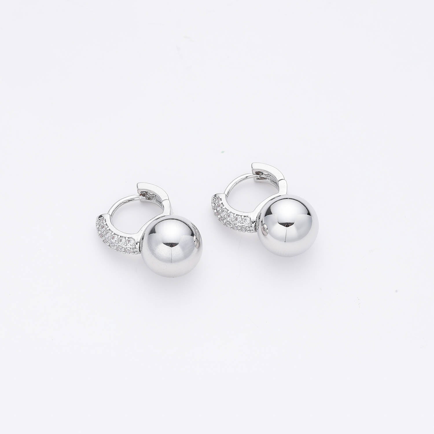 HUGGIE CHICA CRISTAL BOLA MEDIANA / PLATA