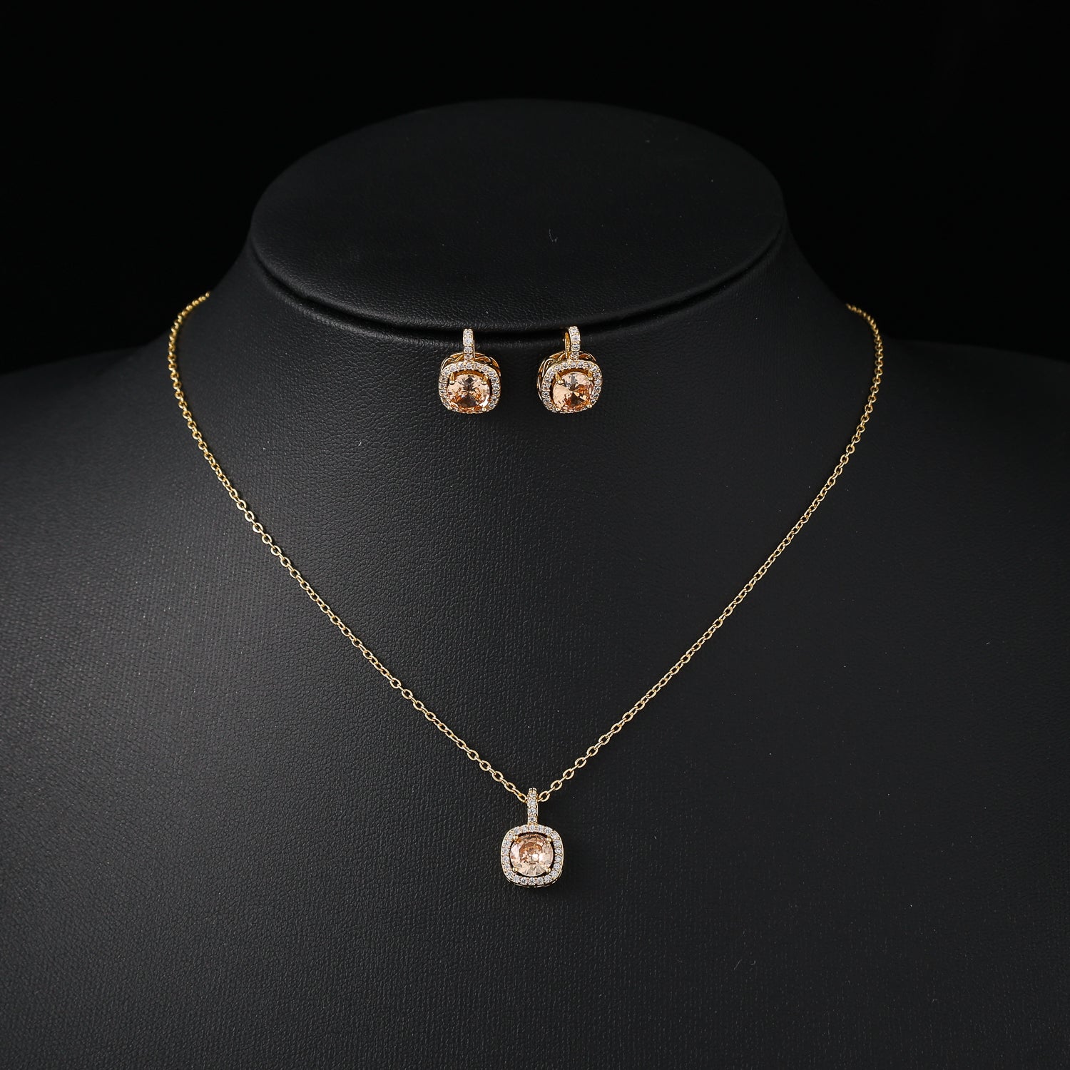 coll y are /cad del dije cuadro ambar / cristal / arete cuadro / dorado