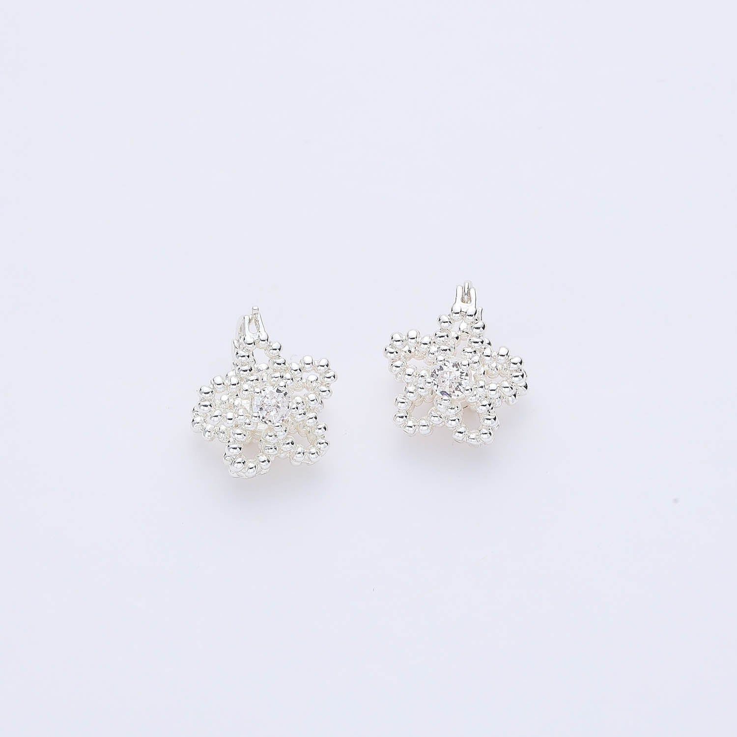 CUELGA PERFIL FLOR EN PUNTOS PLATA