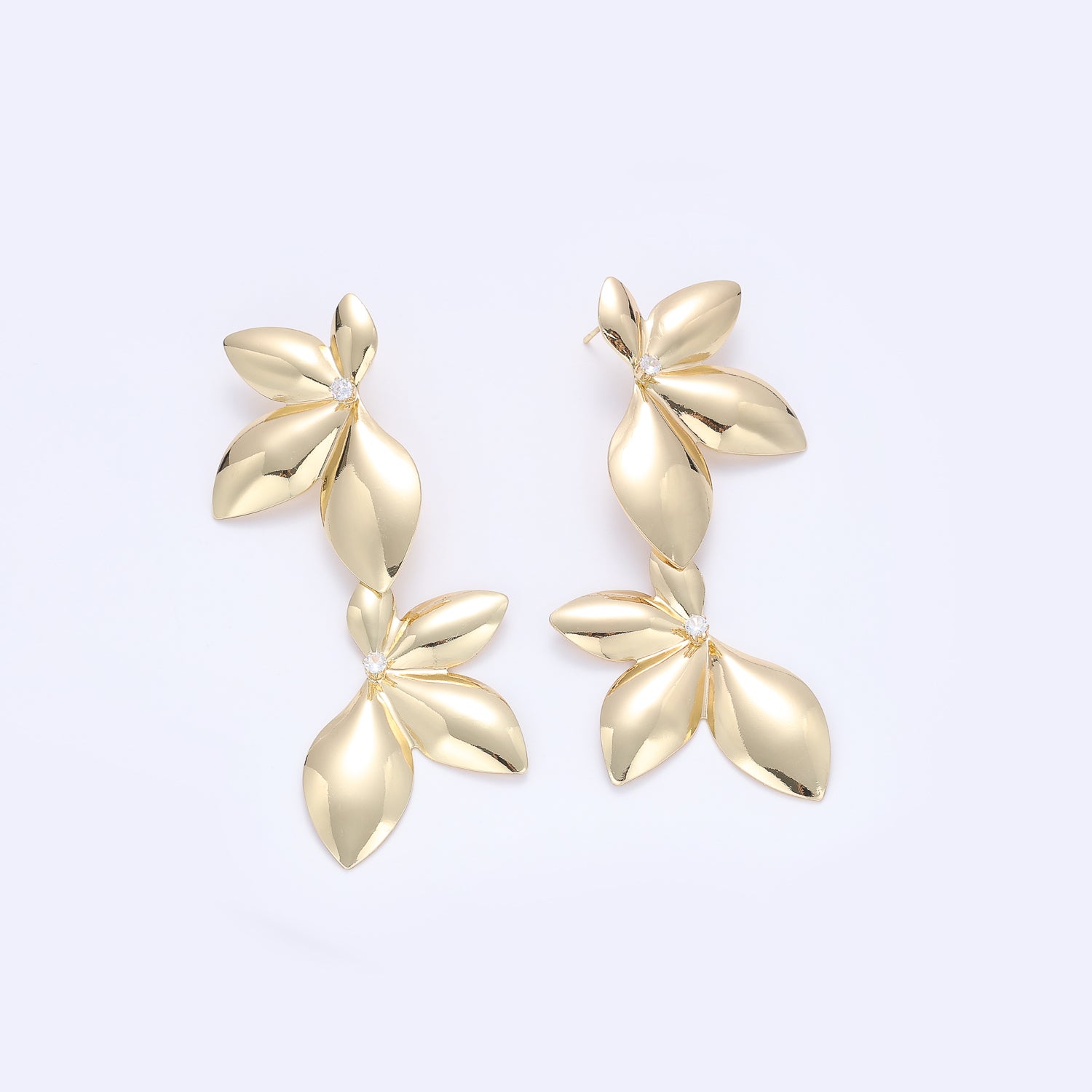 AW023