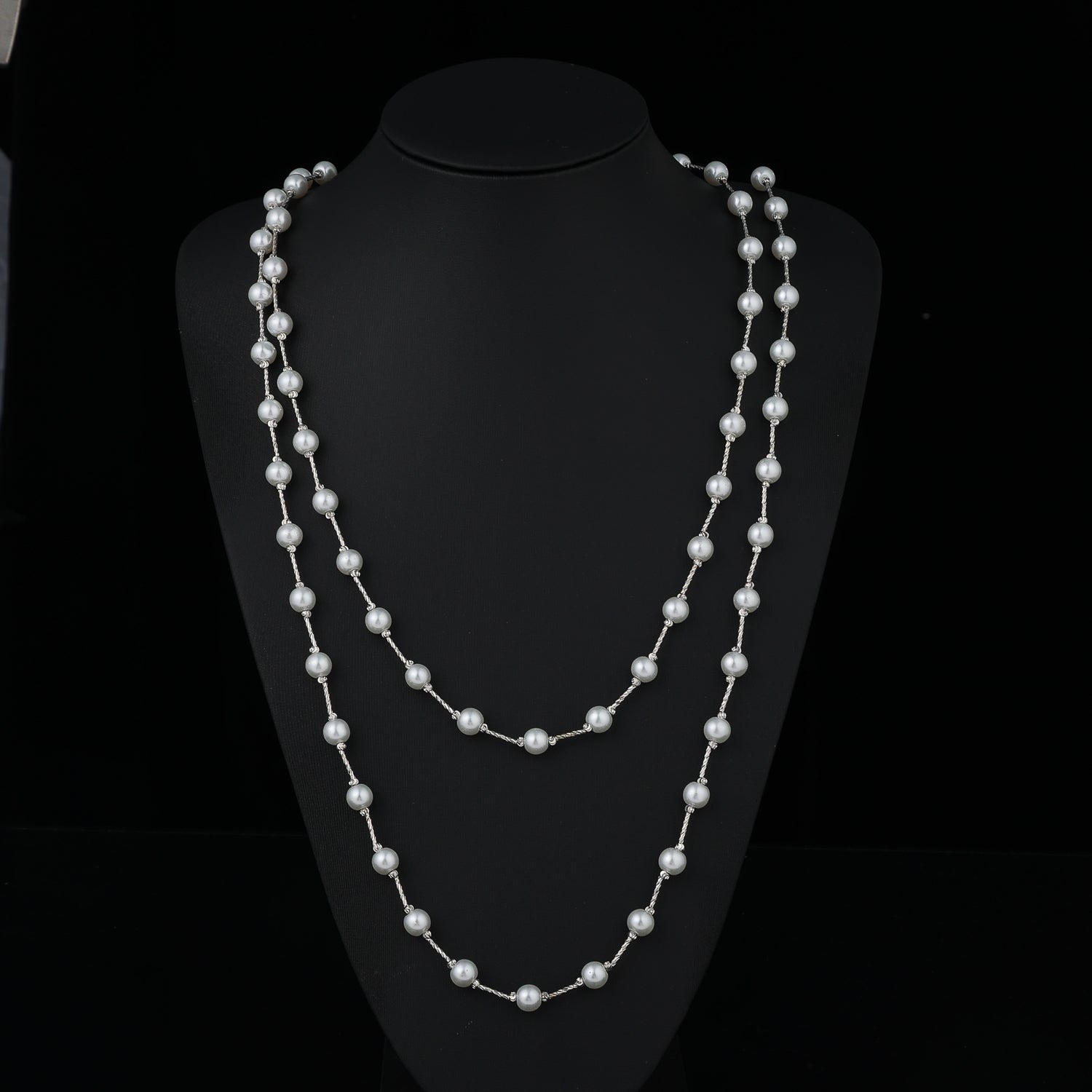 24" largo / 2 lineas palitos plata / perla blanca y gris