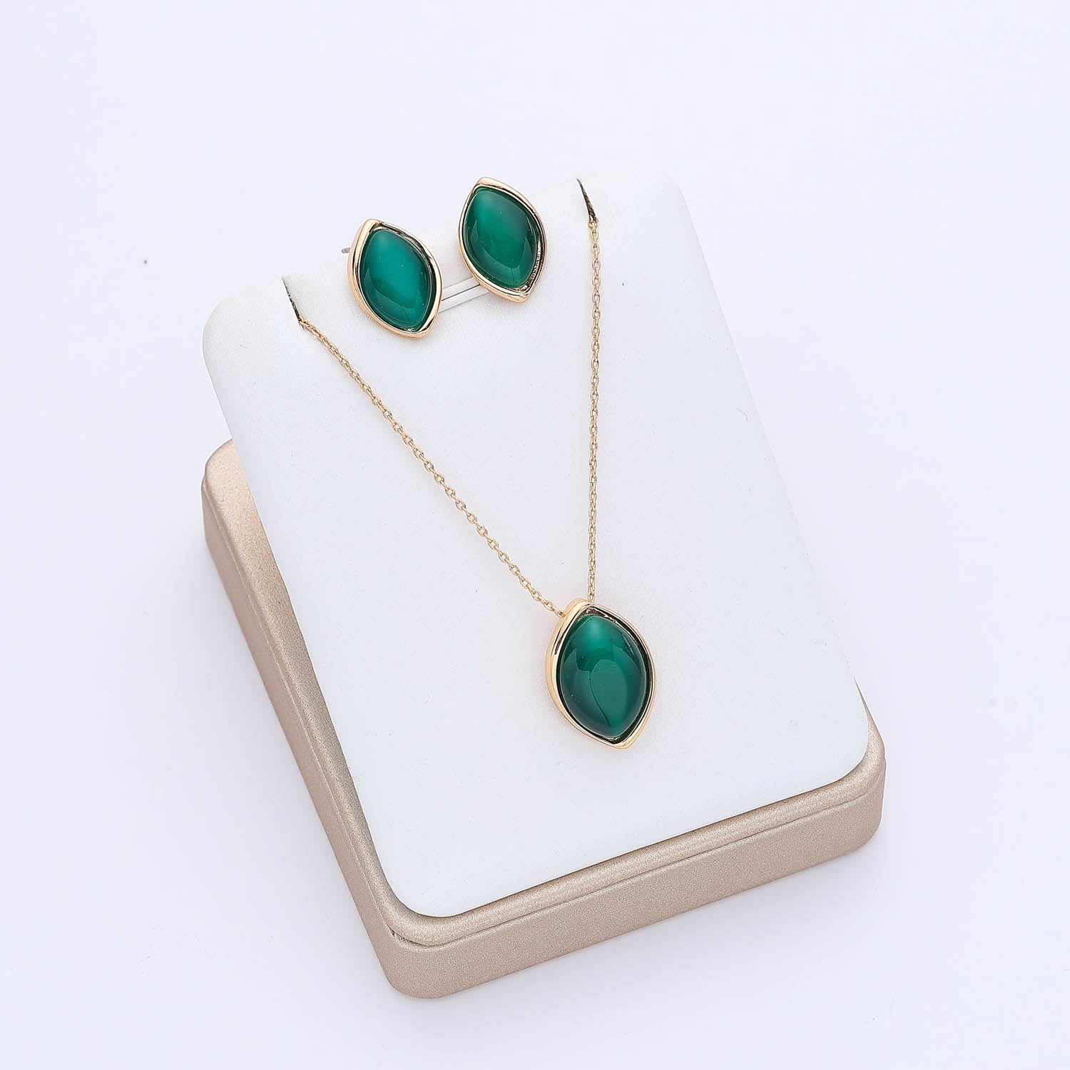 COL Y ARE / 16 " CAD DEL DIJE LAGRIMA OJO DE GATO VERDE/ ARETES JUEGO