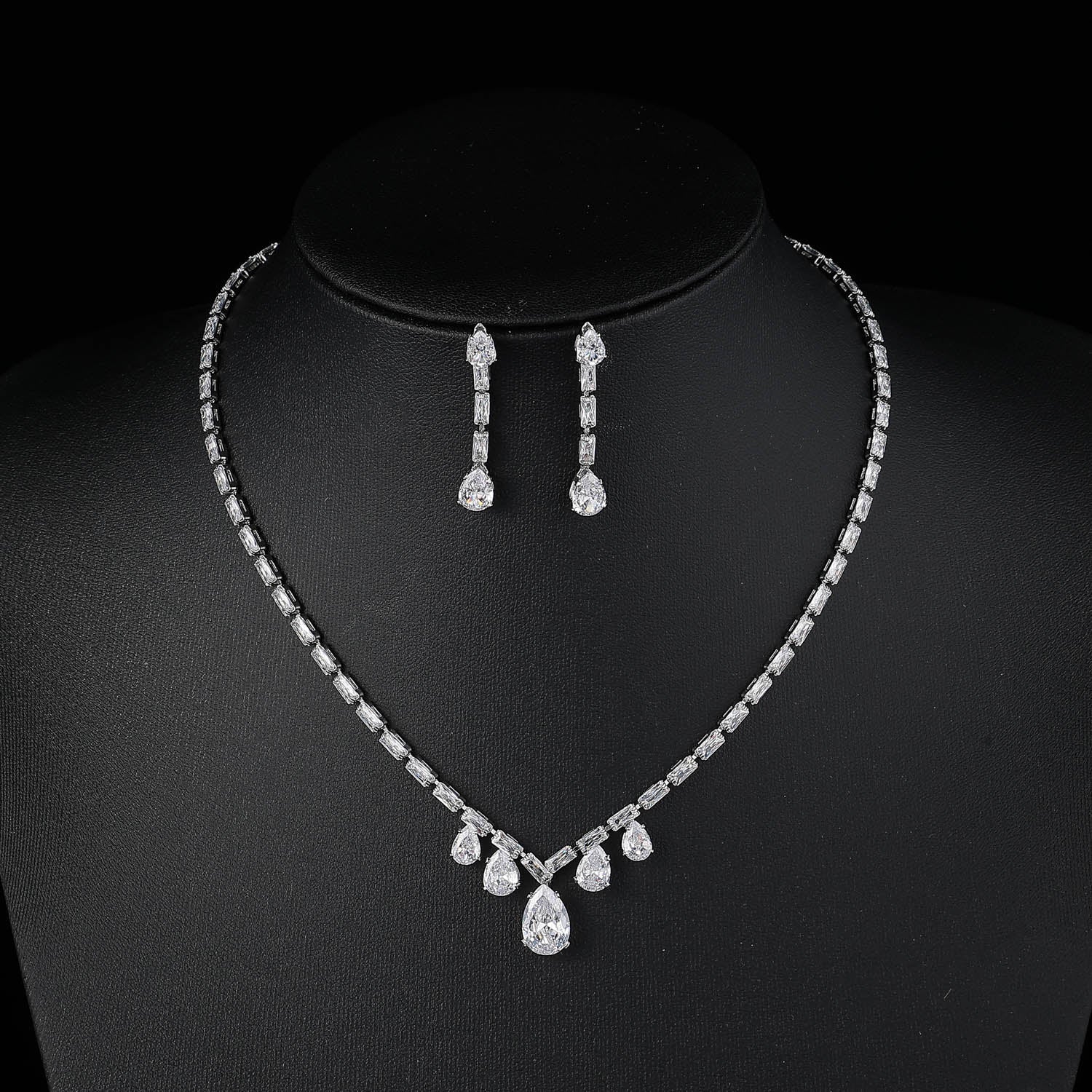 COL Y ARE / 16 "  GARGANTILLA CRISTAL CUELGAN 5 GOTAS CRISTAL / ARETES