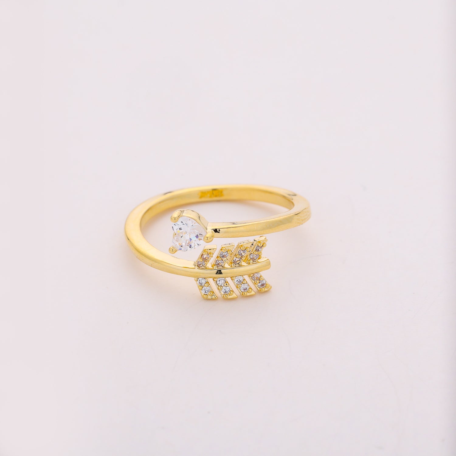 anillo del abierto ponta cristal med / lineas alternadas / dorado