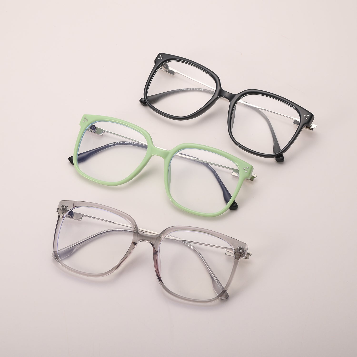 LENTES DE SOL TRANSPARENTES