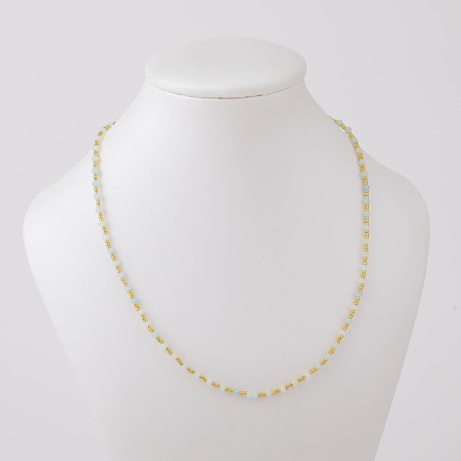 TF16" GARGANTILLA CRISTAL CHECO MINI Y BOLITAS DORADAS / COLORES