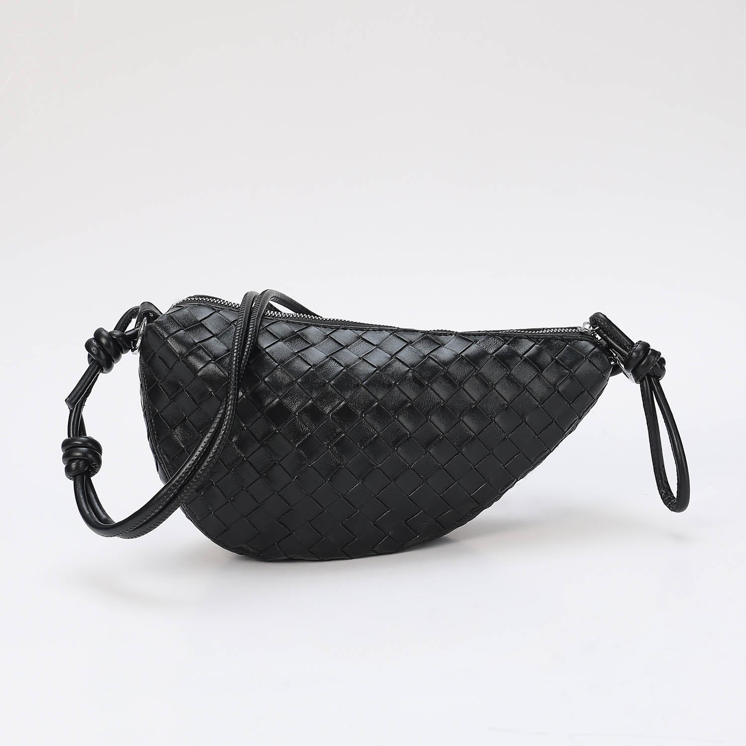 CROSSBODY  REDONDEADA PIU TEJIDO / CORREA DELGADA CON NUDOS