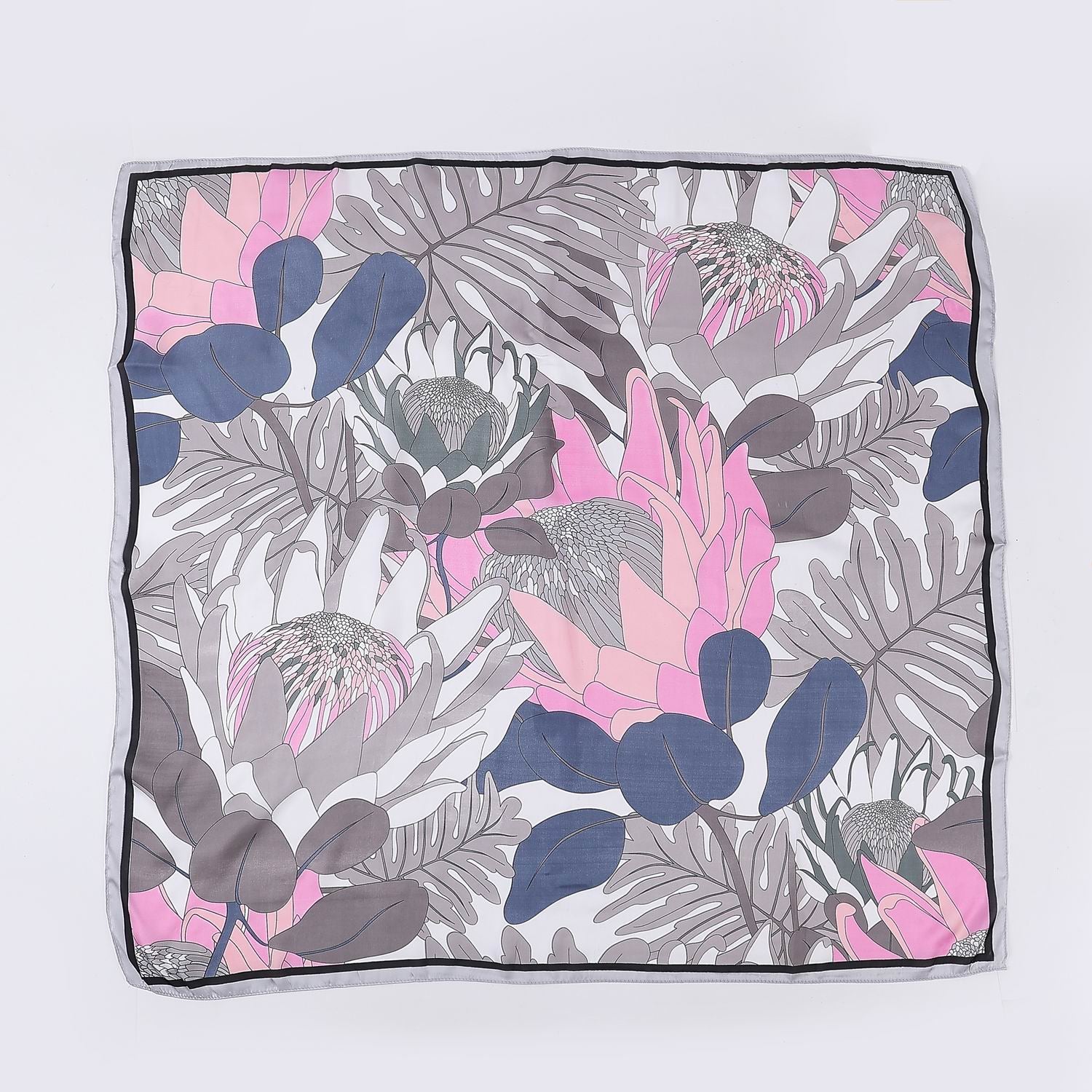 MASCADA GRANDE CUADRADA / 90 X 90 / FLORES XG ROSAS Y GRIS / FONDO BLA