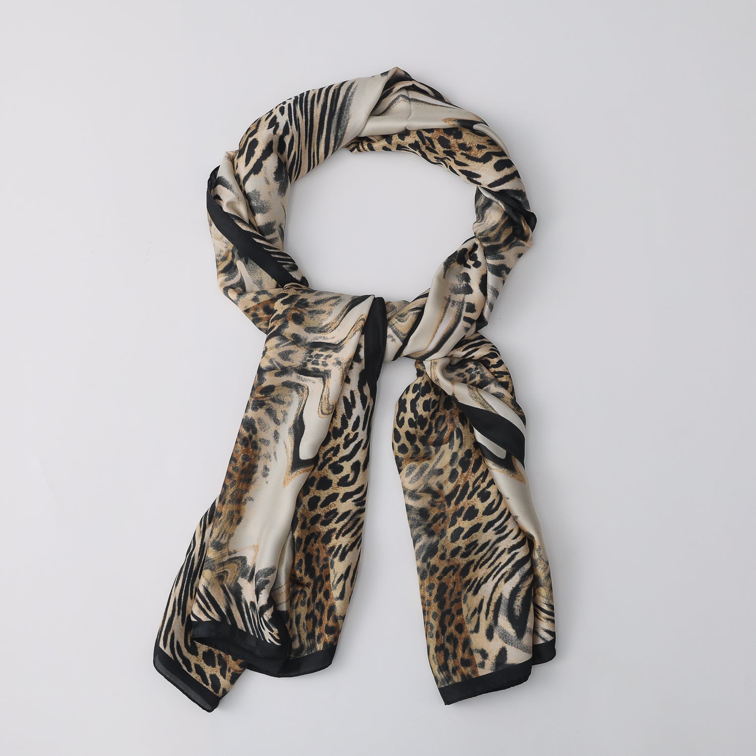 BUFANDA DELGADA 90X150 / ANIMAL PRINT / PERFIL NEGRO