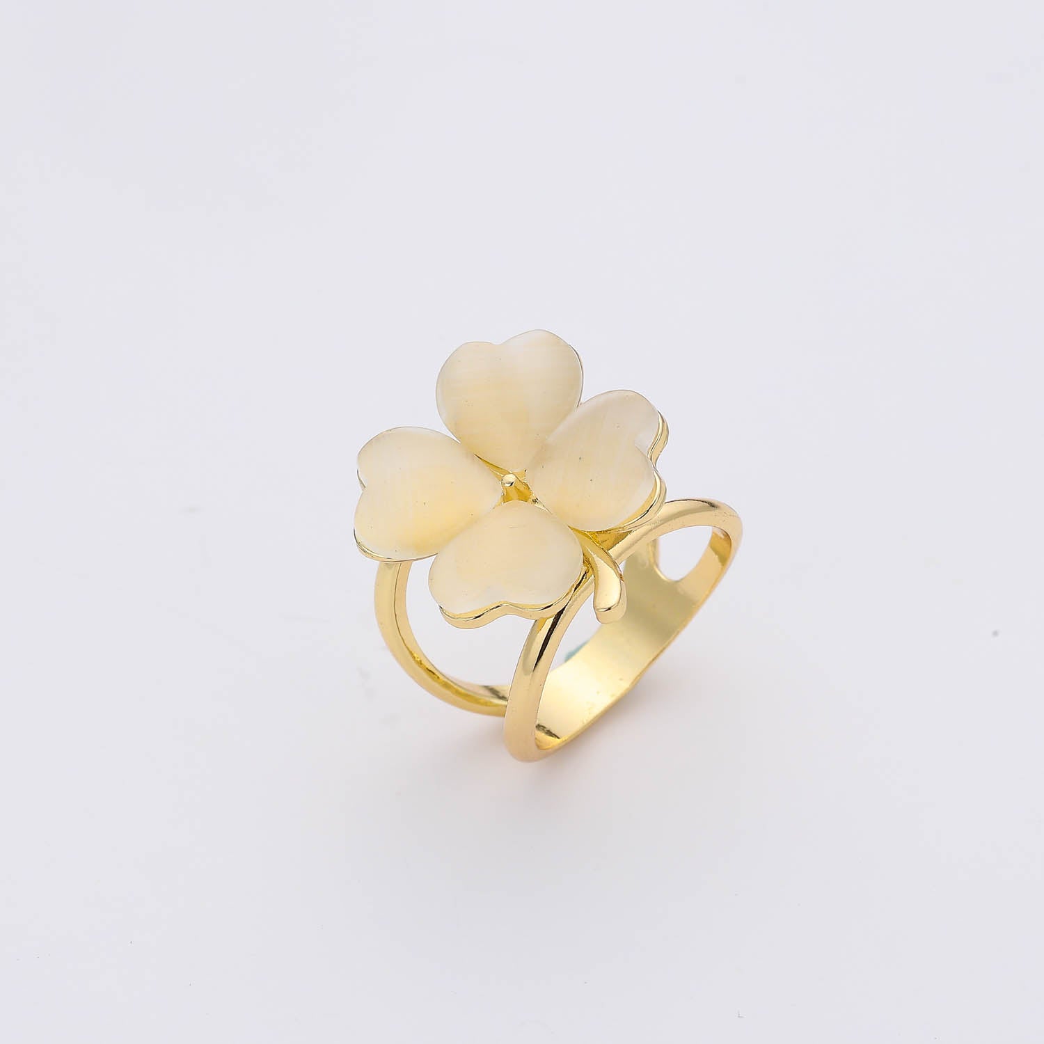 TREBOL OJO DE GATO CORAZON / DORADO