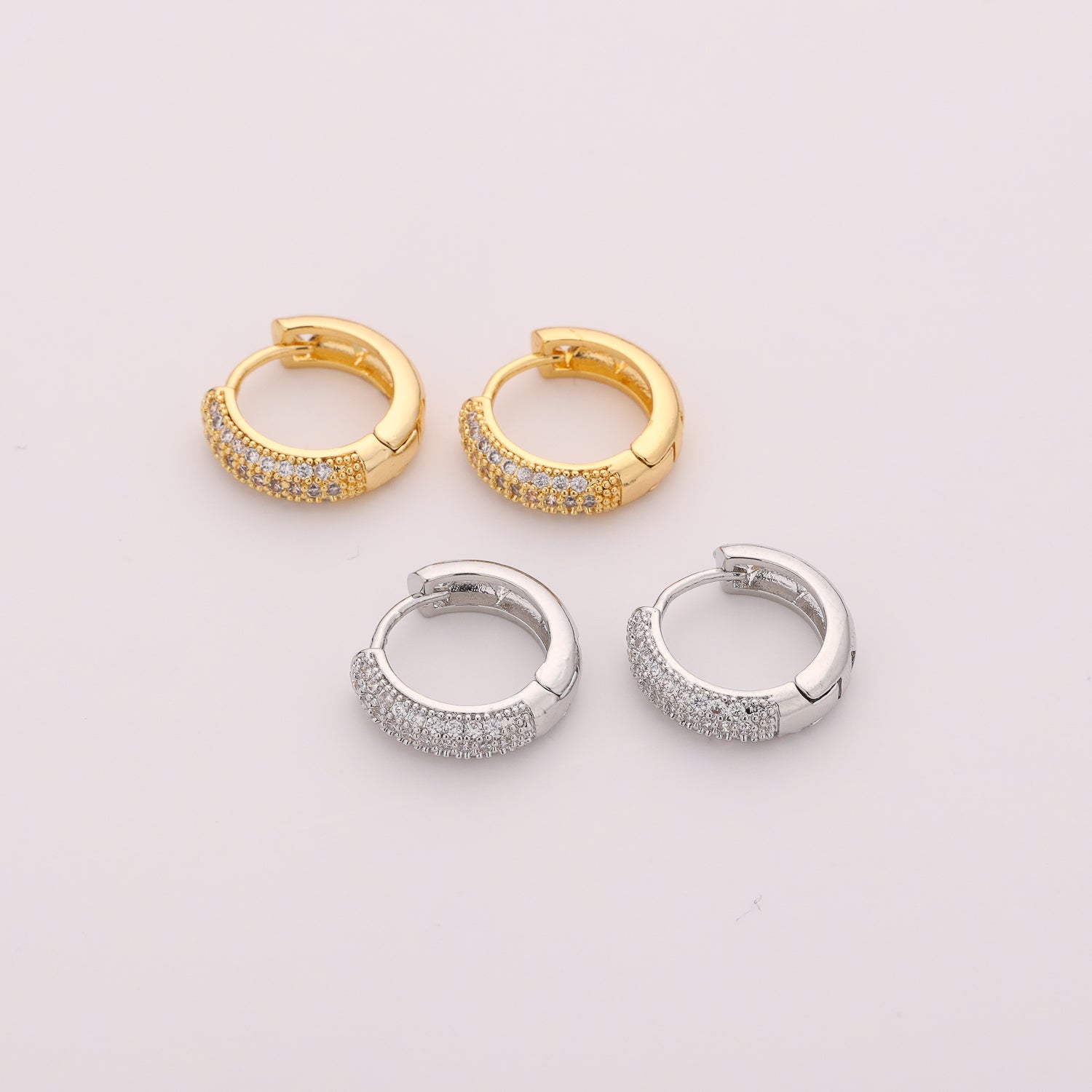HUGGIES / GRANDES TOSCAS / CRISTAL TUPIDO