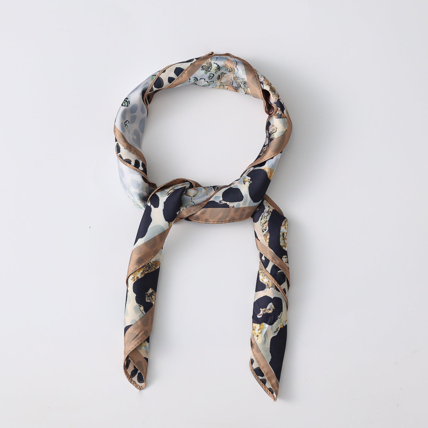 MASCADA /2 VISTAS /70X70 / ANIMAL PRINT