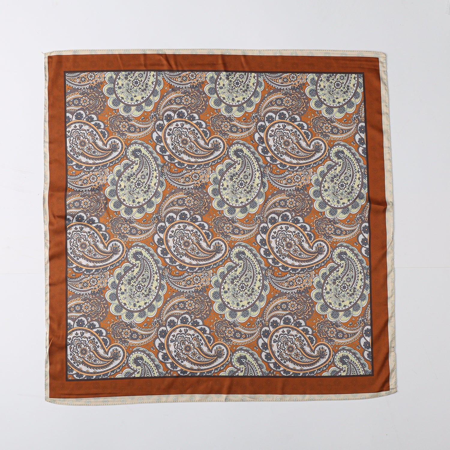 MASCADA /2 VISTAS /70X70 / AMEBAS G / MONOGRAMAS / OCRE NEGRO