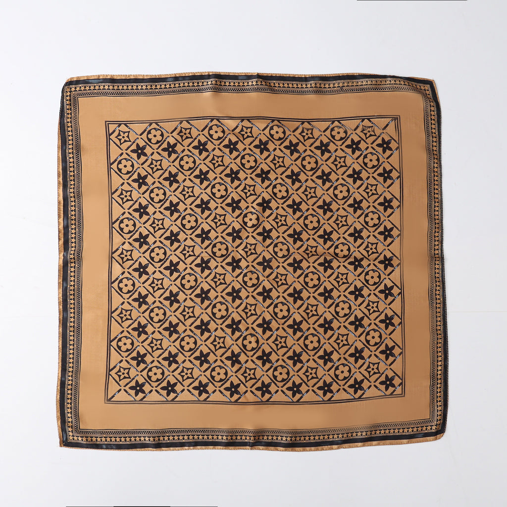MASCADA MONOGRAMA BEIGE Y NEGRO