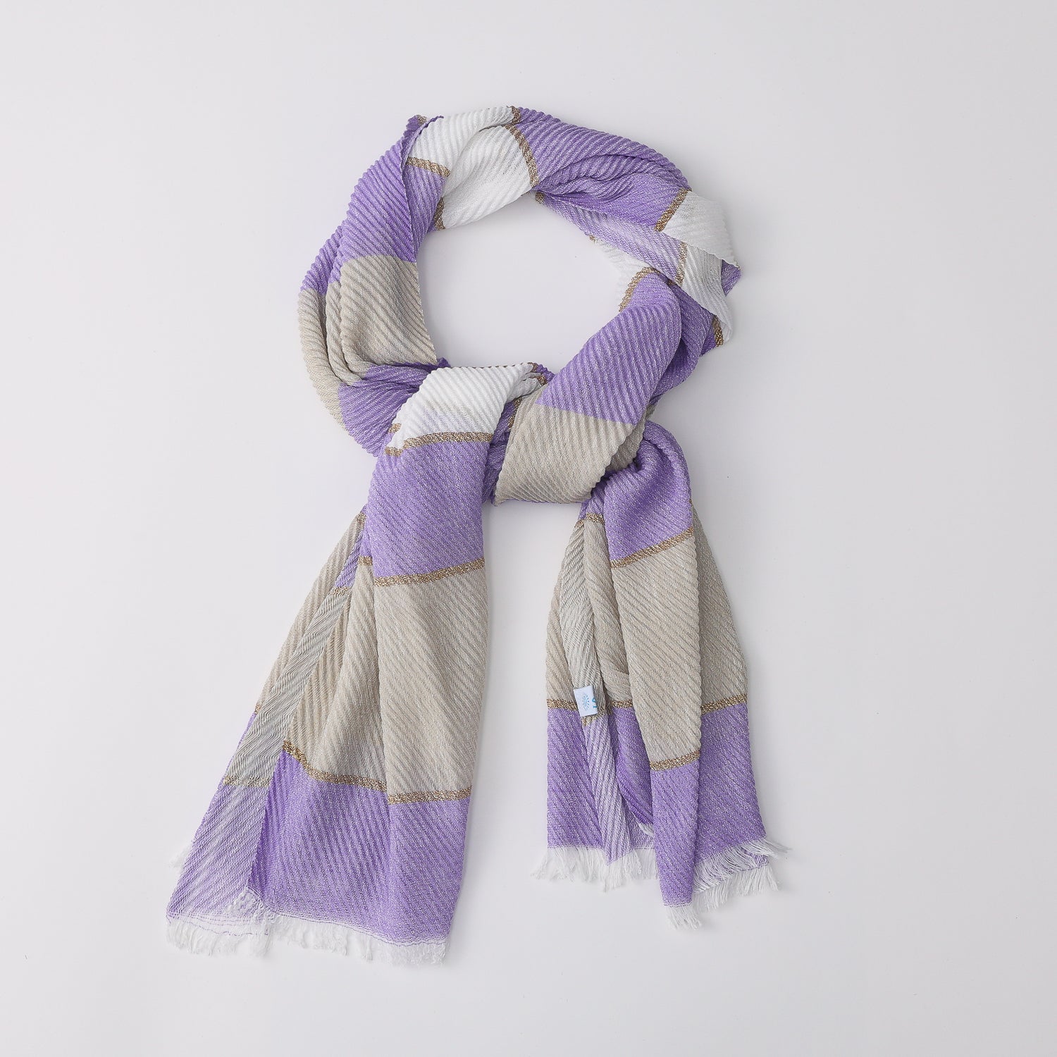 BUFANDA MED CORRUGADA/ LINEAS HORIZONTALES GRUESAS BEIGE / LINEA DORADO