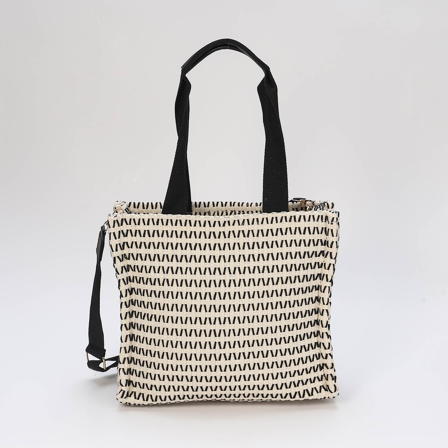 TOTE  MEDIANA TELA GRUESA Y TOSCA HUESO / PESPUNTES EN V