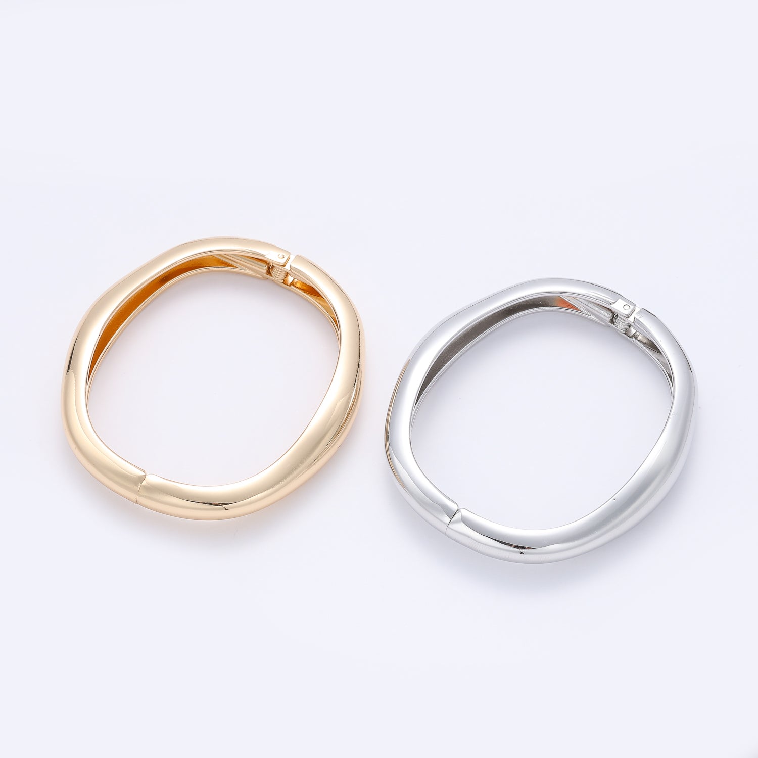 PM082/83