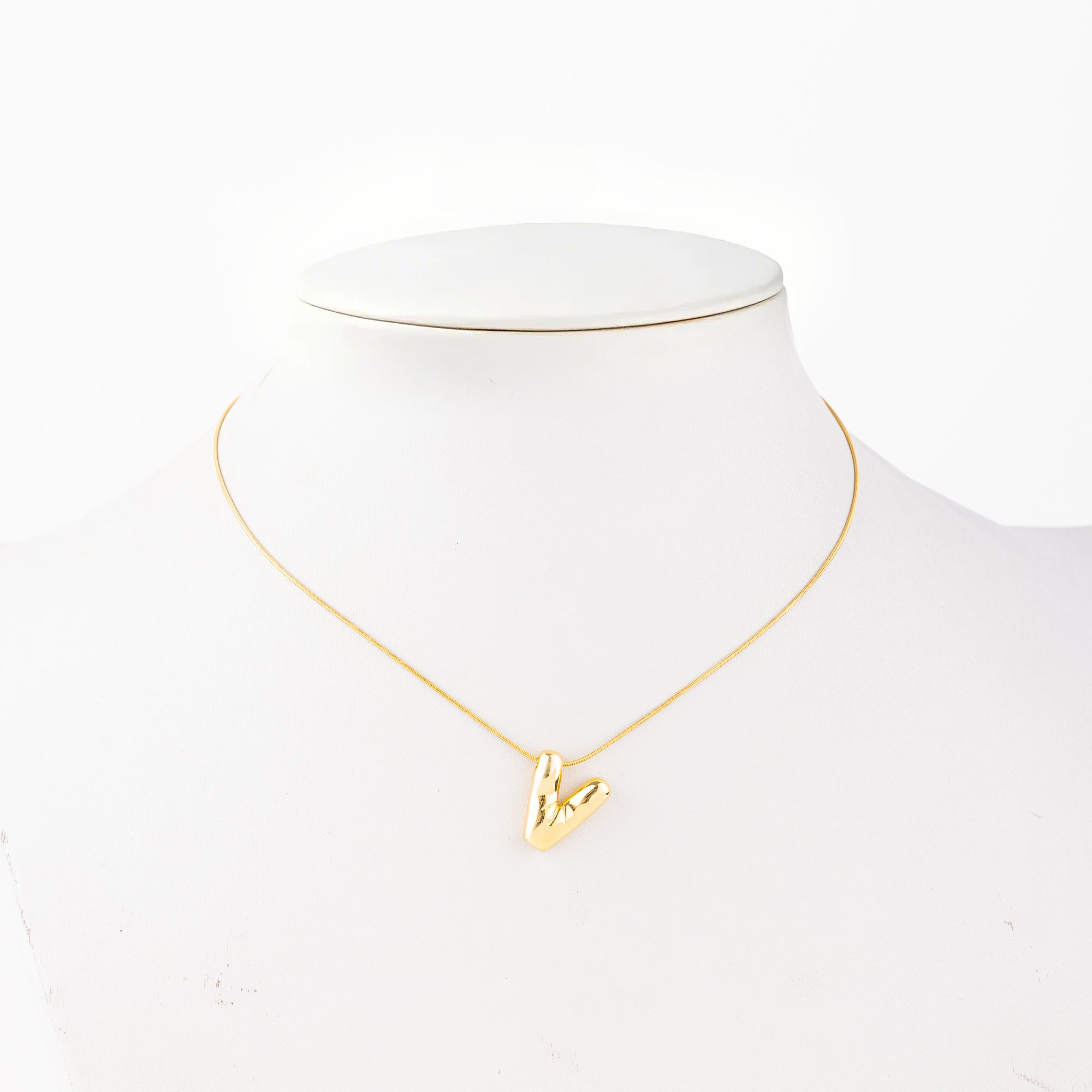 COLLARS DE LETTERS