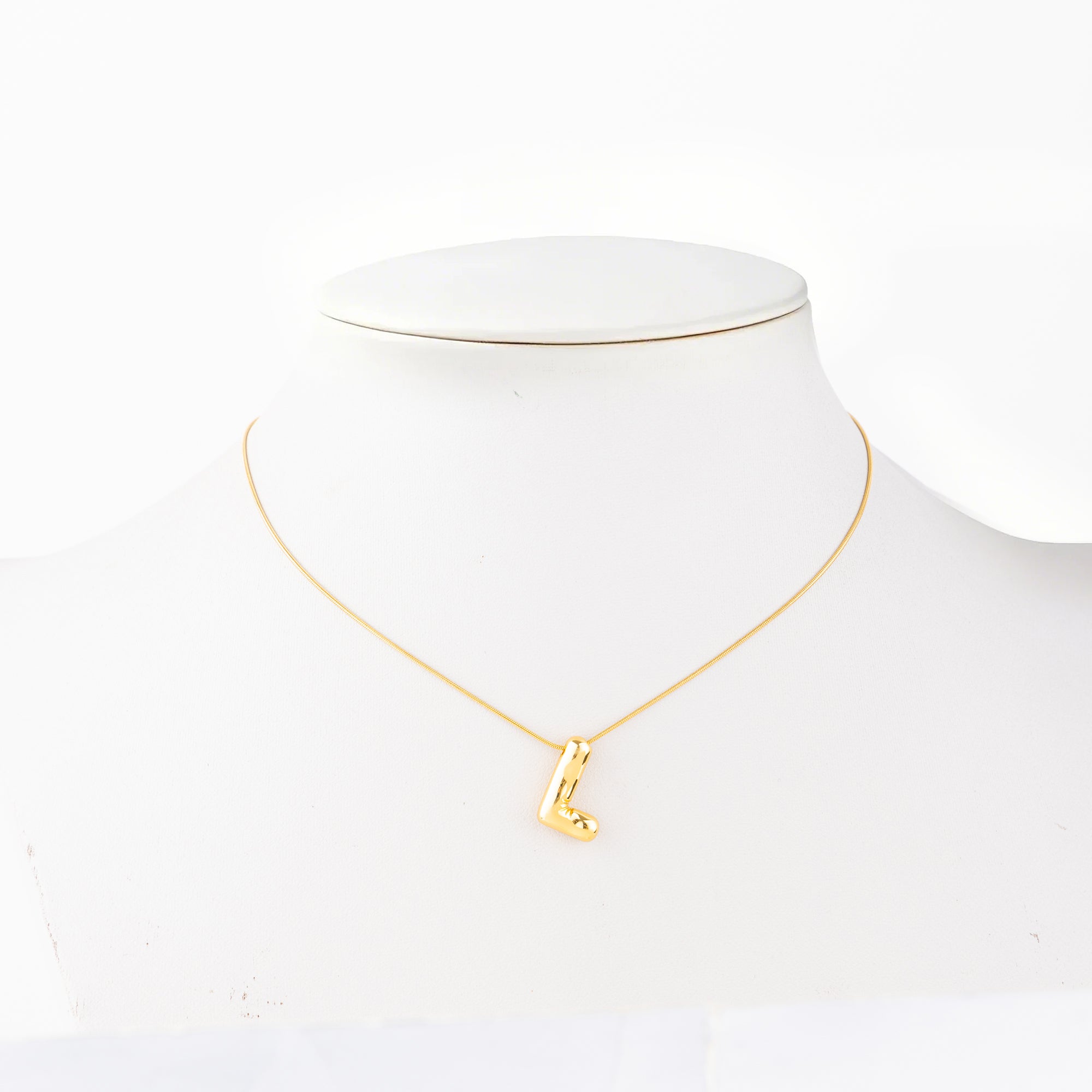 COLLARS DE LETTERS