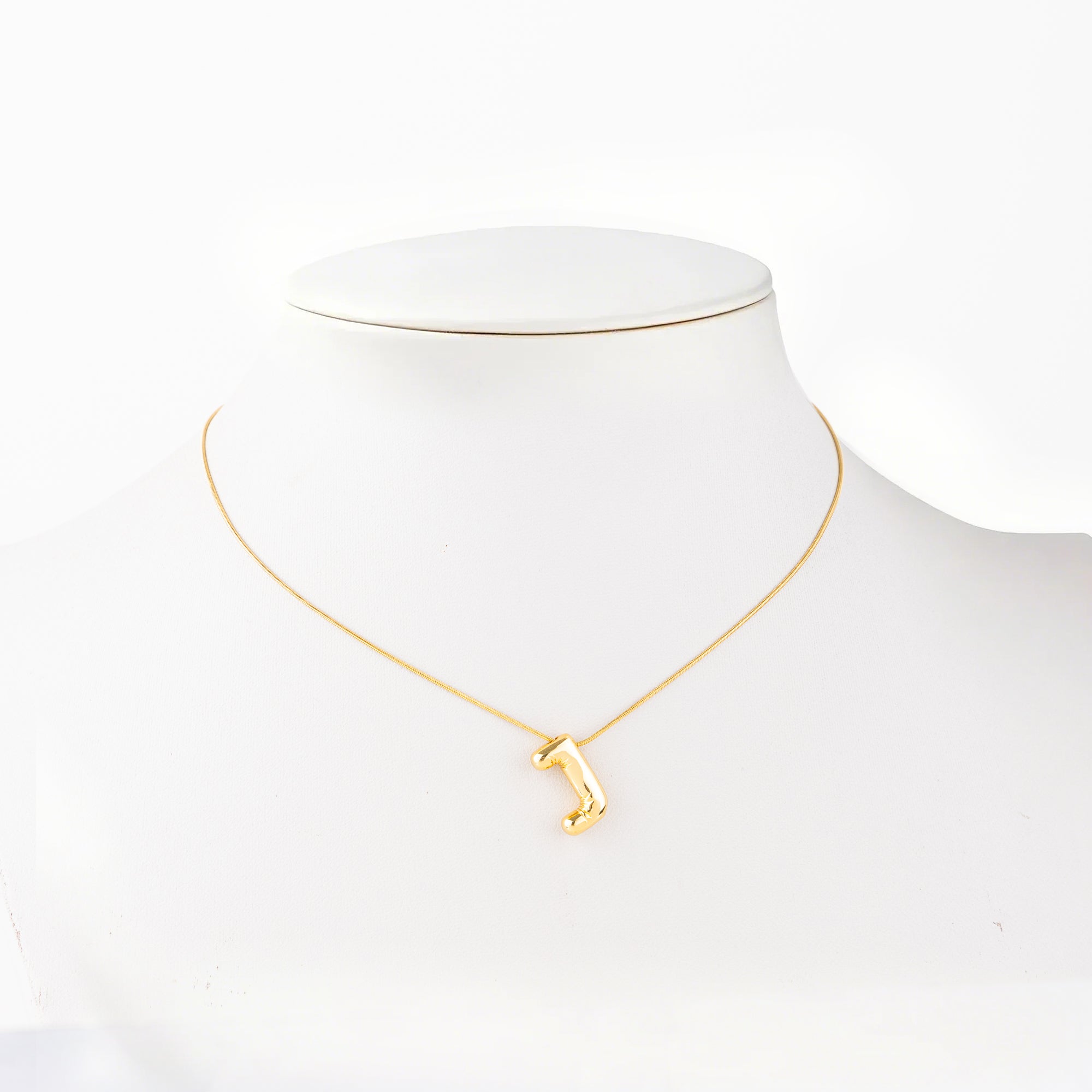 COLLARS DE LETTERS