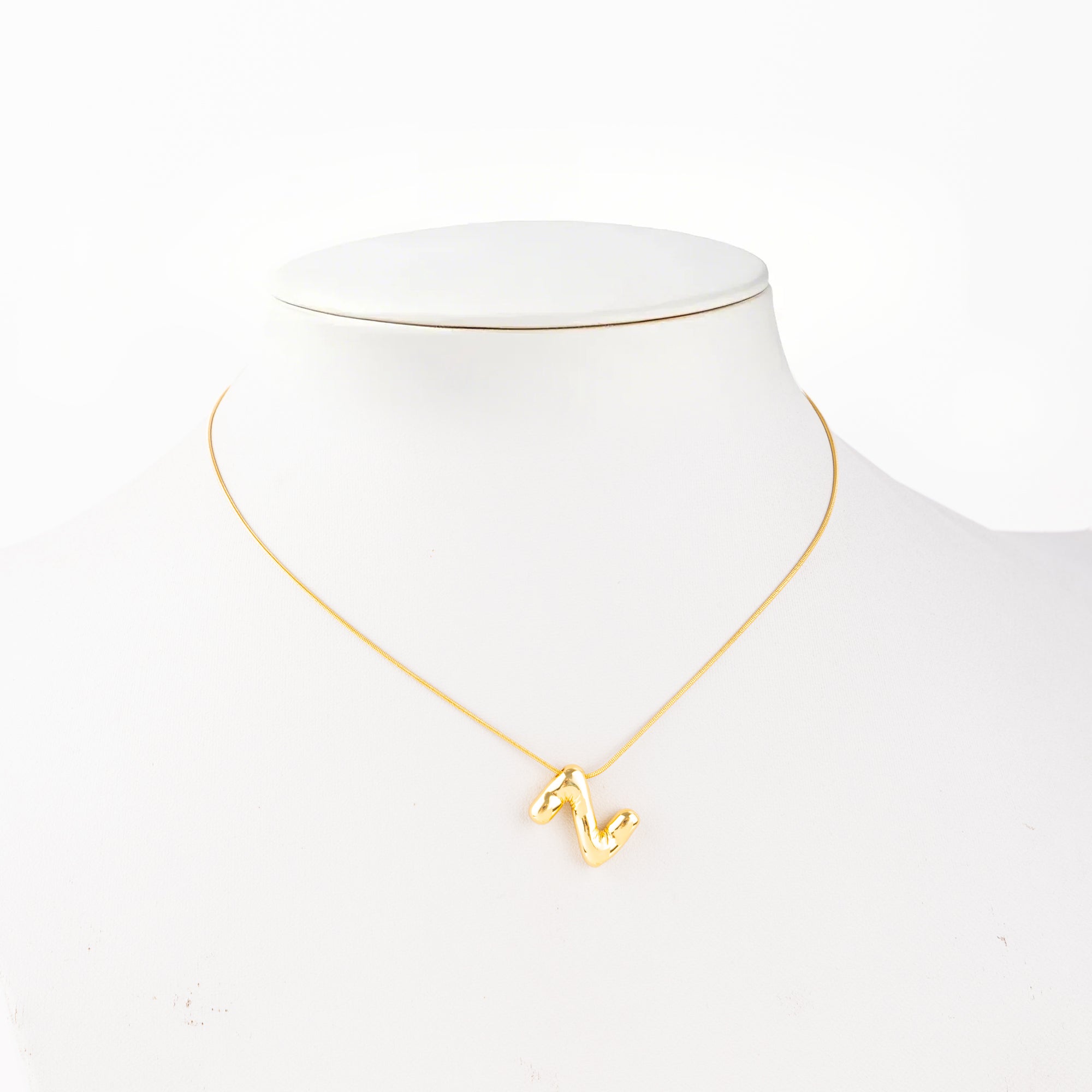 COLLARS DE LETTERS