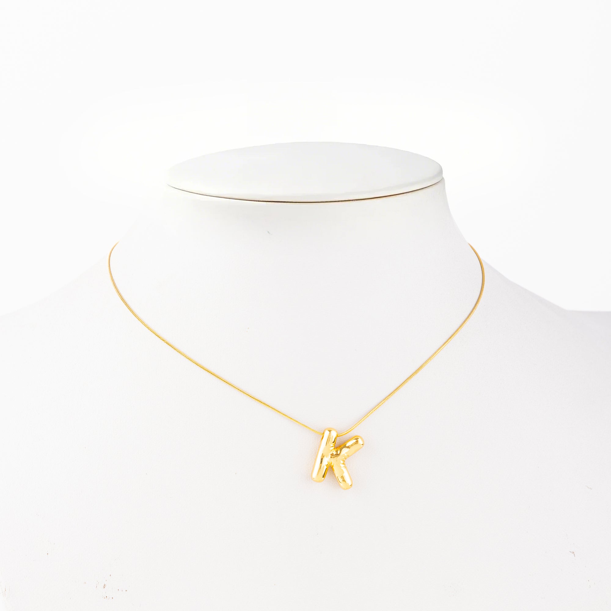 COLLARS DE LETTERS